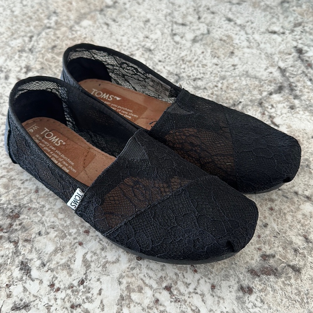 Lace Toms